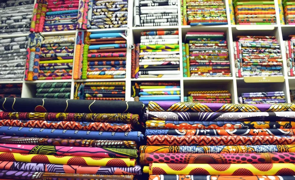  Việc mua vải trực tiếp cho phép thương lượng giá tốt hơn