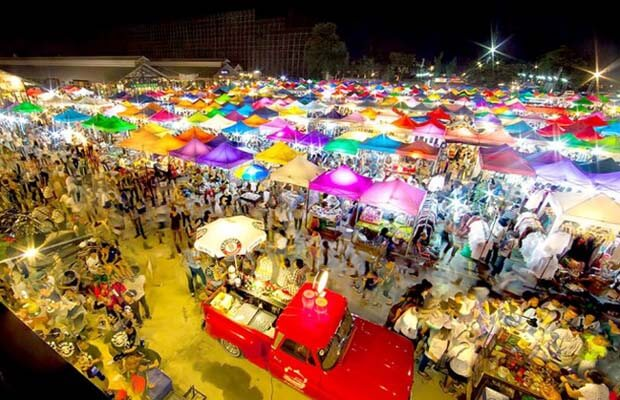 Balo tại Tây Đô nổi bật với thiết kế thời trang, phong cách hiện đại