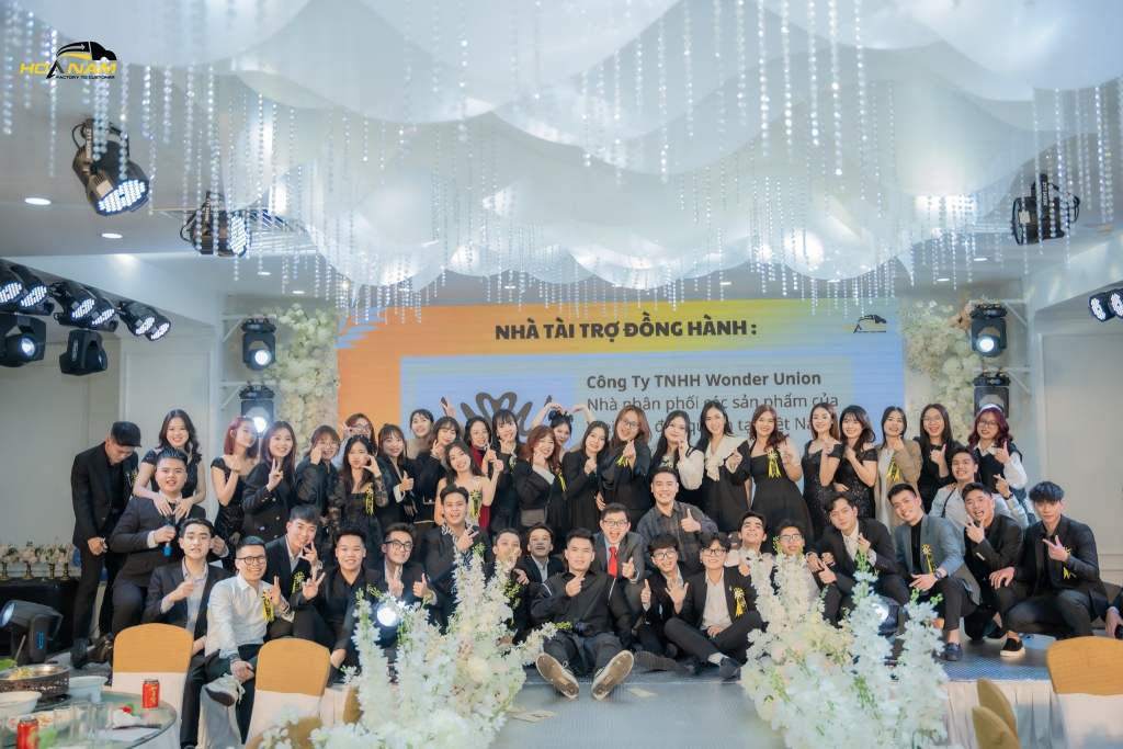 Nhập Khẩu và Kinh Doanh Đèn Sưởi Trung Quốc Hoa Nam Logistics - chuyên vận chuyển chính ngạch hàng từ Trung Quốc về Việt Nam