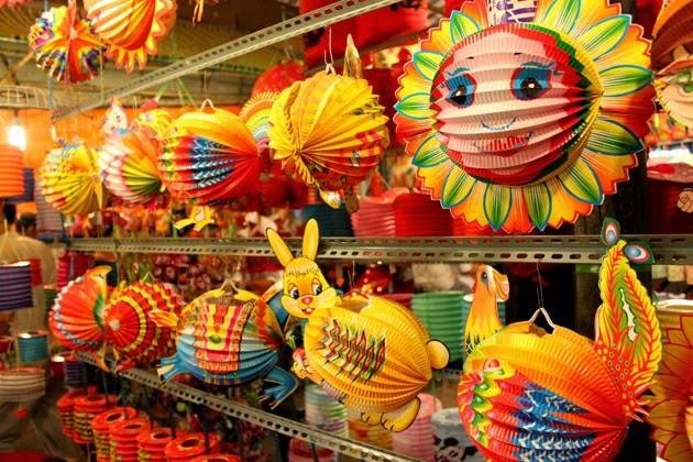 Đèn lồng Trung Quốc đa dạng mẫu mã nhập khẩu về Việt Nam