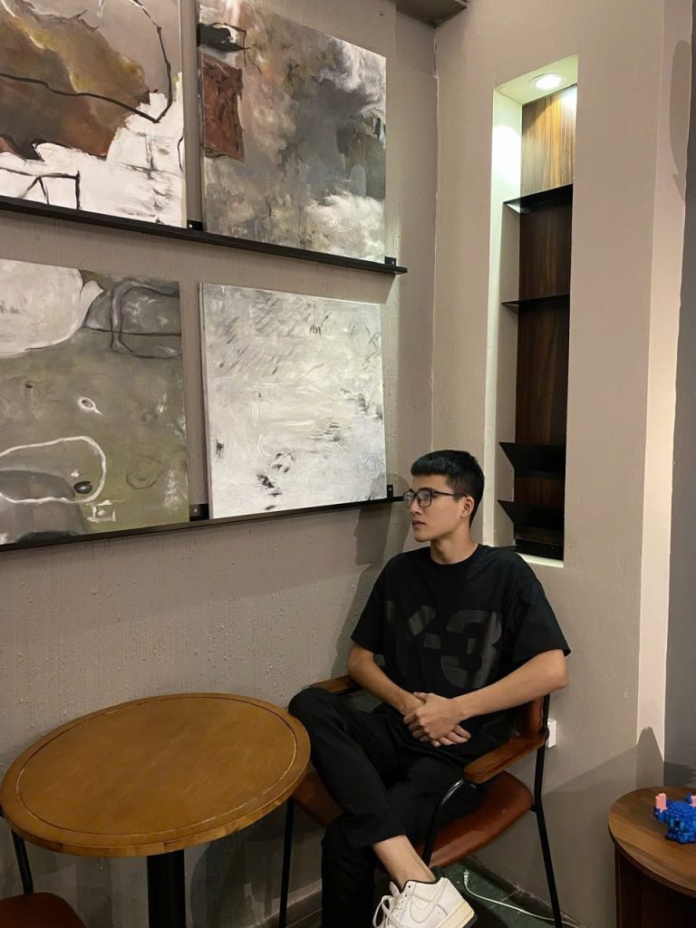 Với tinh thần học hỏi không ngừng và sự quyết tâm chinh phục thử thách, Nguyễn Kim Sơn luôn nỗ lực từng ngày để mang đến trải nghiệm dịch vụ khách hàng tốt nhất cho khách hàng.