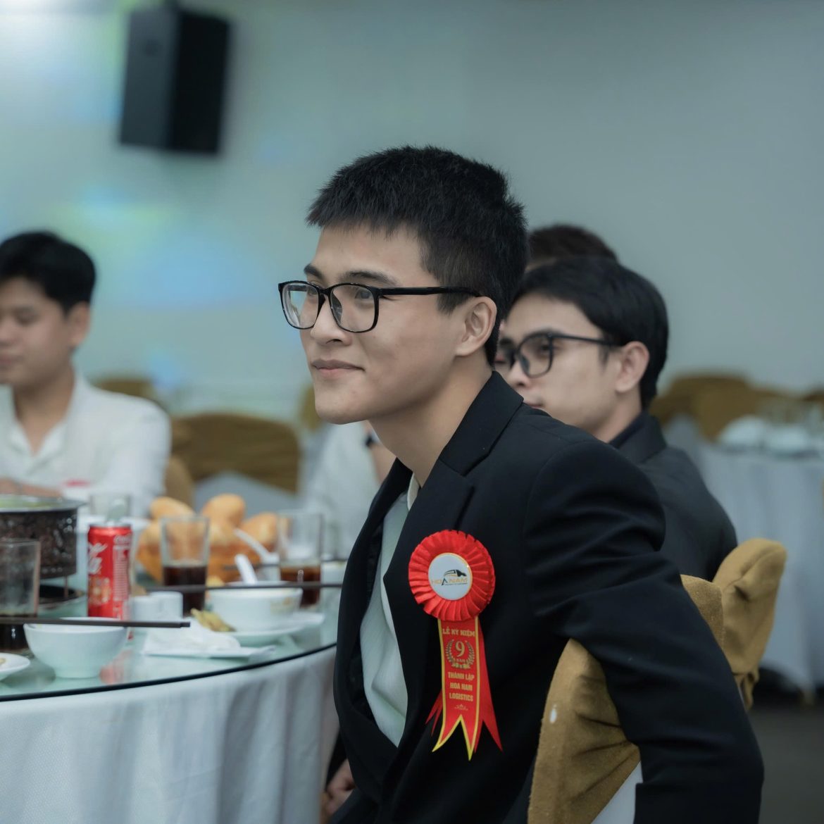 Nguyễn Kim Sơn – Sales Executive Tại Hoa Nam Logistics